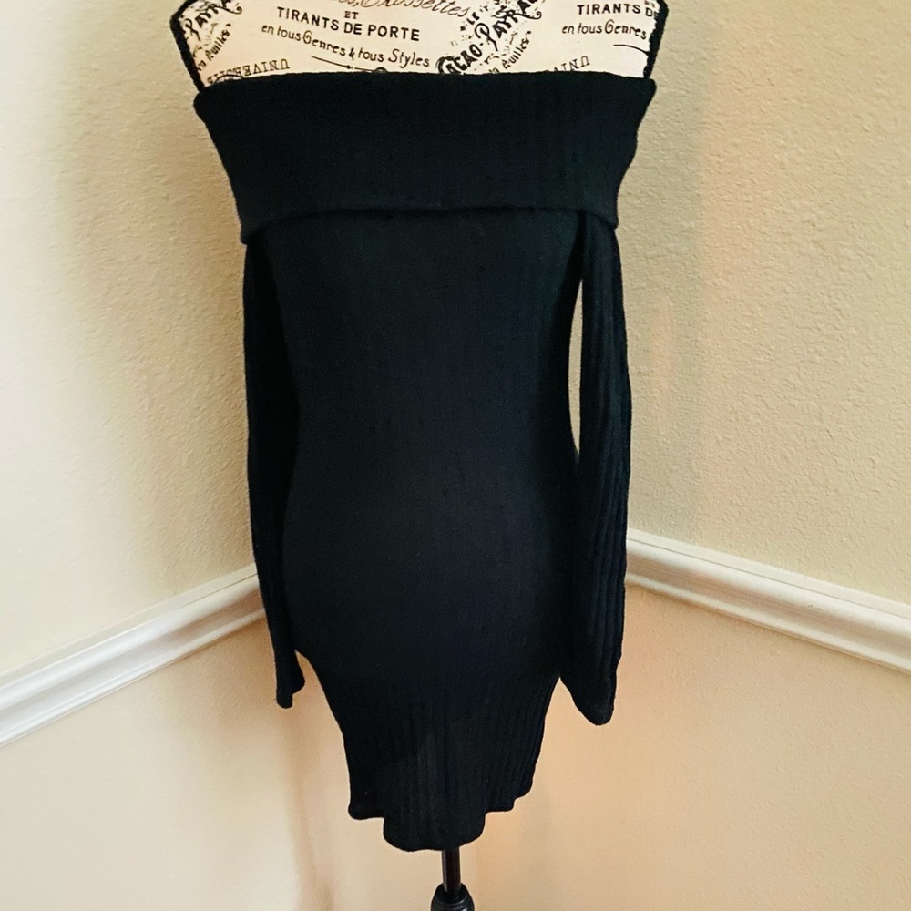 Forever 21 off the shoulder sweater dress S